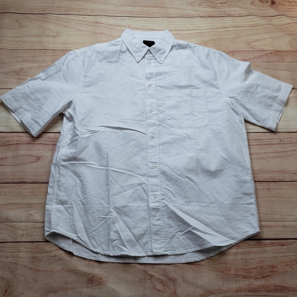 H&M Shirt Mens Small White Short Sleeve Button Up Relaxed Cotton Casual Adult